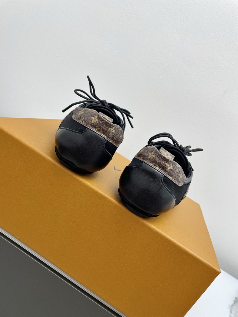 l0vis Vvtt0n trainer sneaker